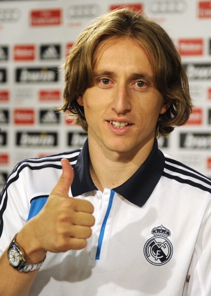 Phát biểu trong buổi lễ ra mắt, Luka Modric cho biết: "Tôi rất hạnh phúc. Đây là một vinh dự lớn với tôi khi được khoác áo câu lạc bộ lớn nhất thế giới, tôi nóng lòng muốn được tập luyện và thi đấu cho Real Madrid. Đây là thách thức lớn nhất trong sự nghiệp cầu thủ của tôi và tôi tin chắc rằng mình sẽ vượt qua được."